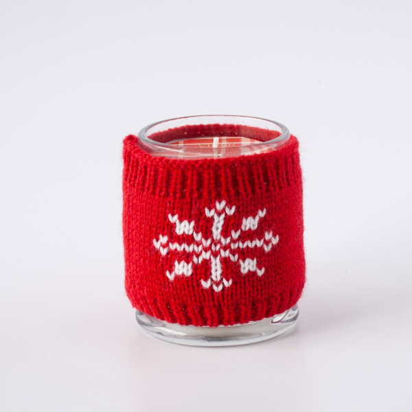 Sweater Sleeve Candle: Cider by the Sea