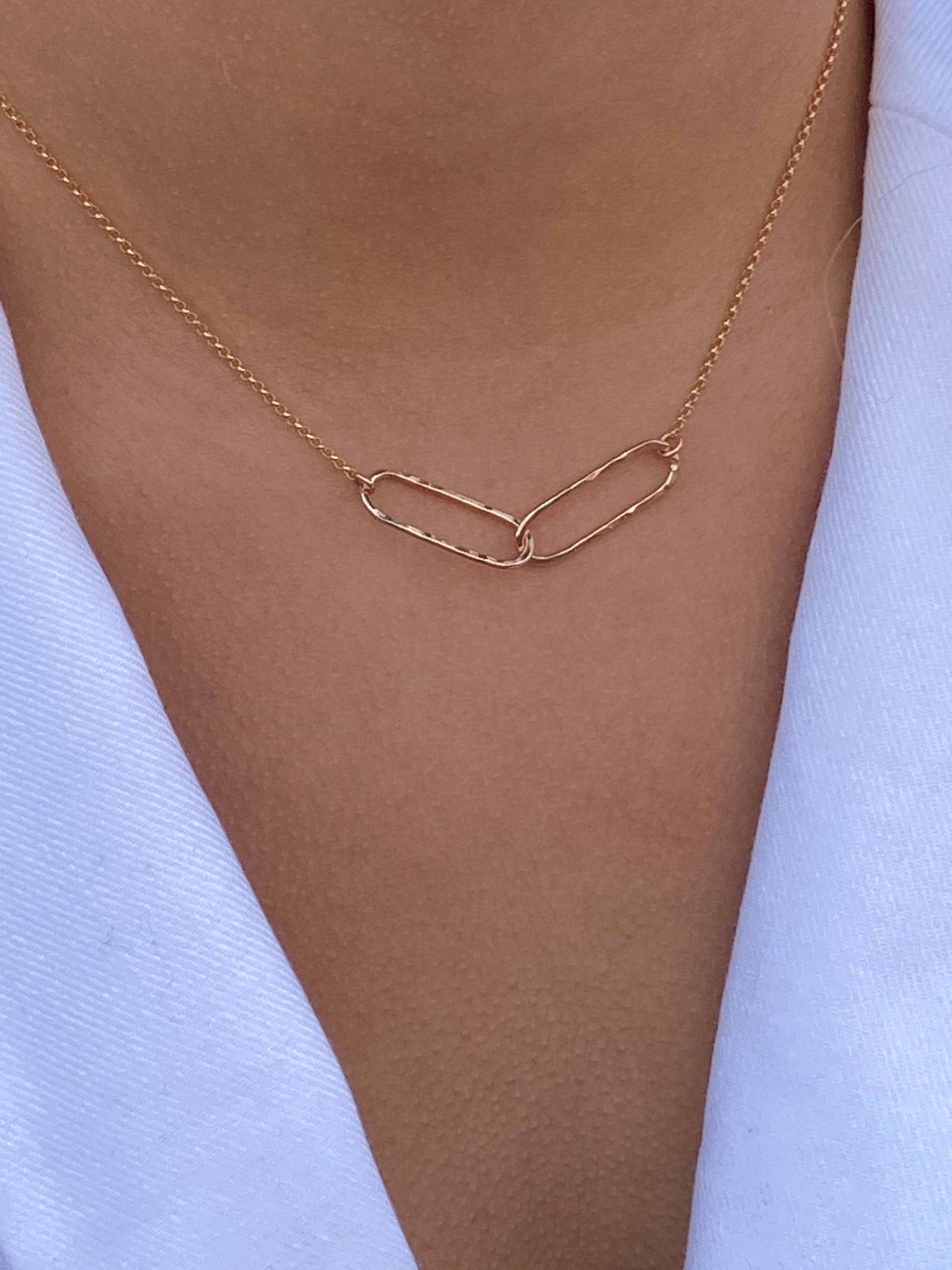 Modern double link necklace