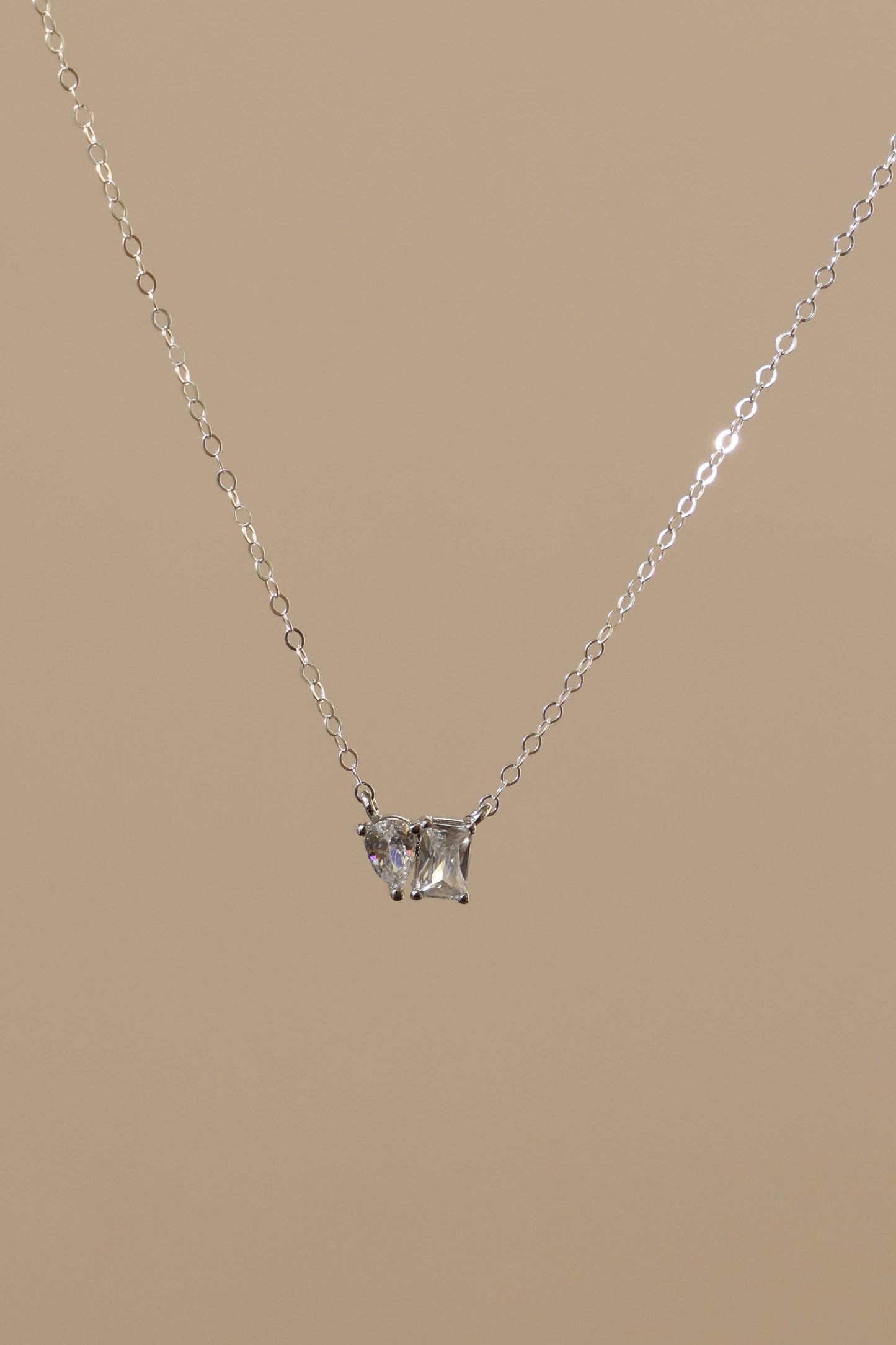 EVER AFTER NECKLACE SILVER: SILVER