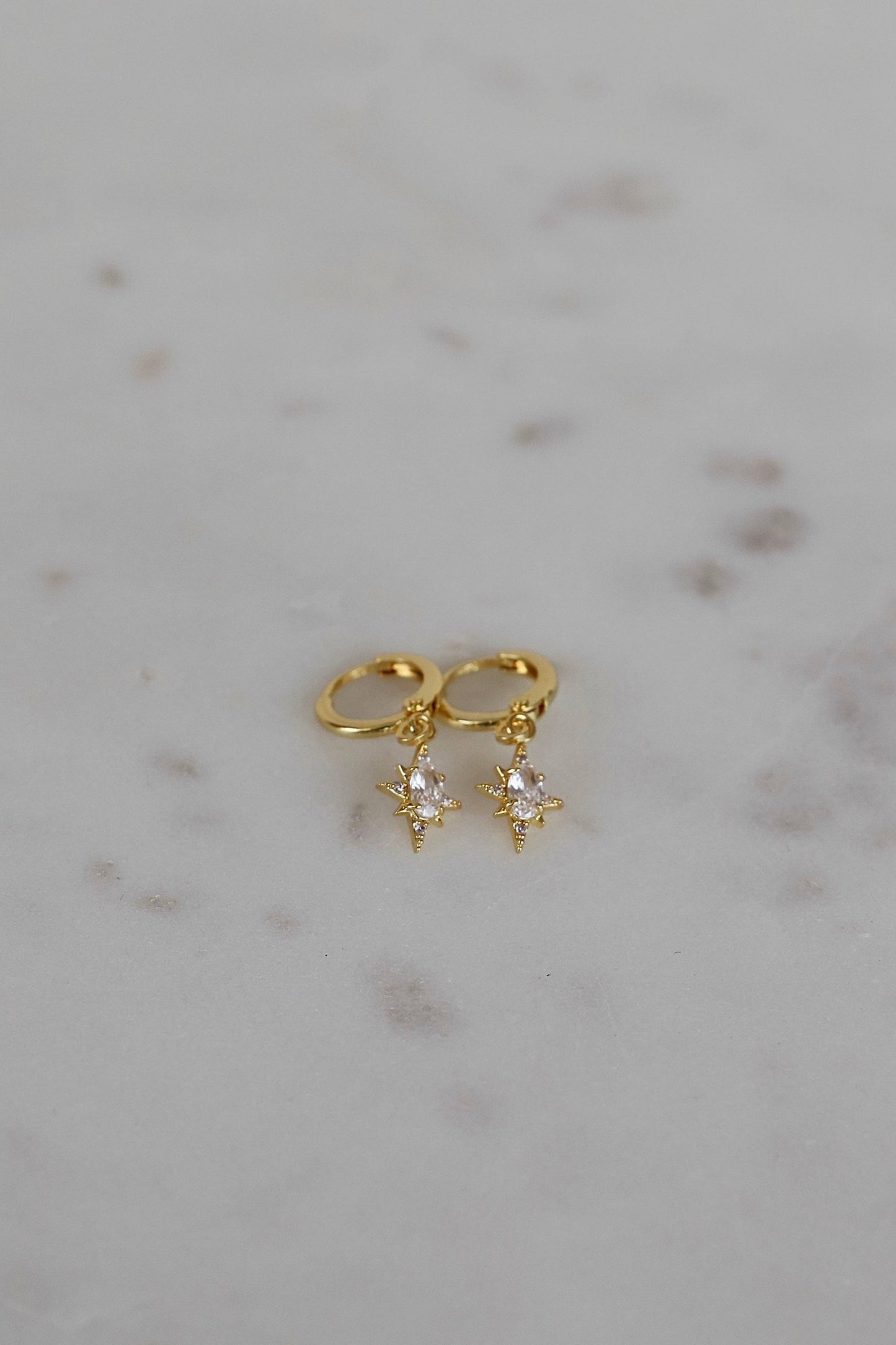 STARLIGHT HUGGIES: GOLD