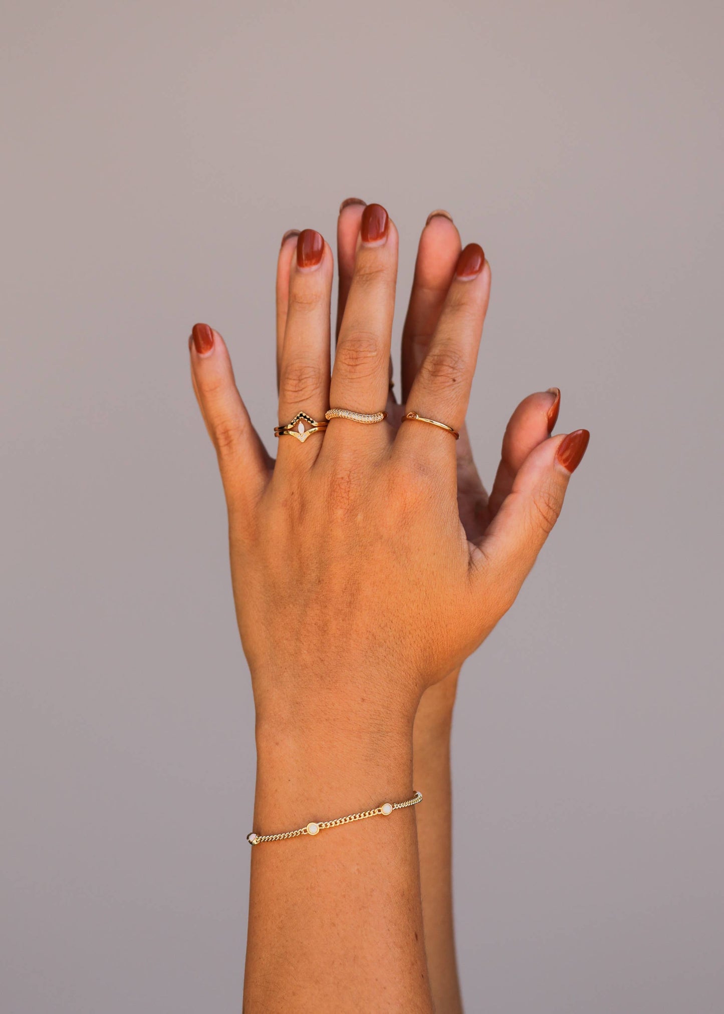 White Opal Gemstone Bracelet - 18k Gold Plated