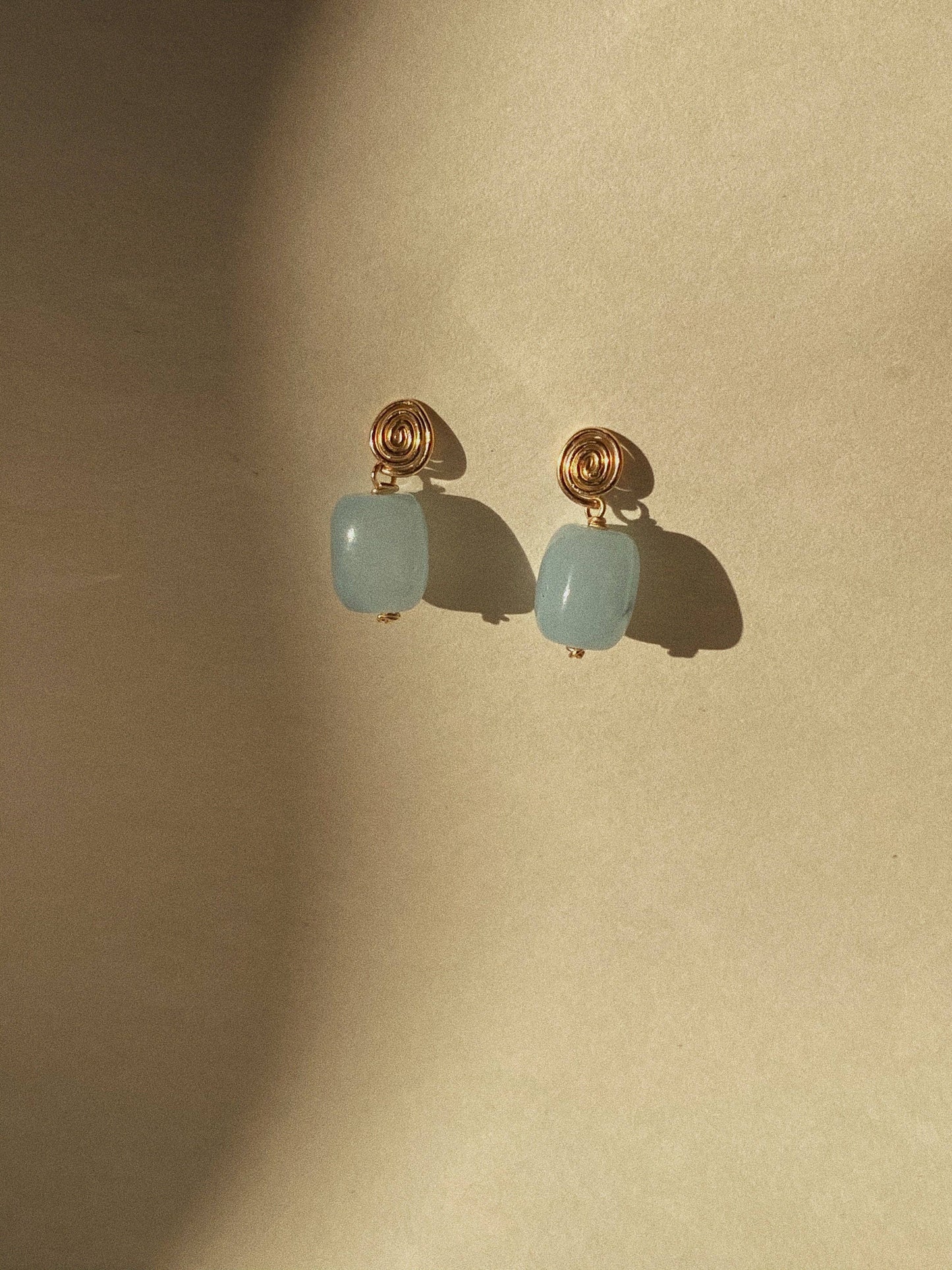 Inward Earrings Aquamarine | 14K Gold Filled