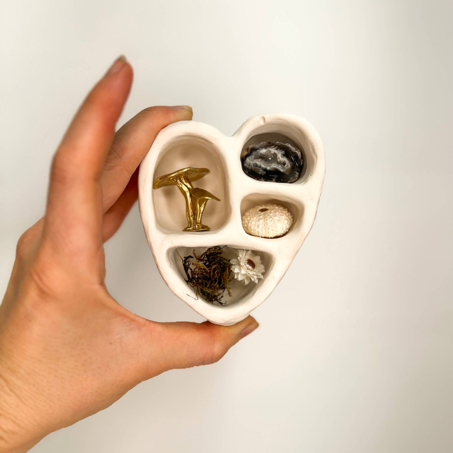 Mini Cement Heart of Inspiration | White
