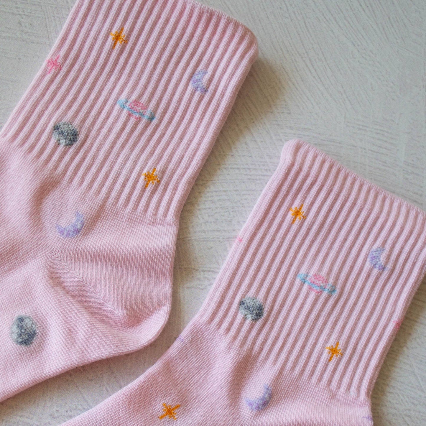 Space Casual Socks: Oatmeal