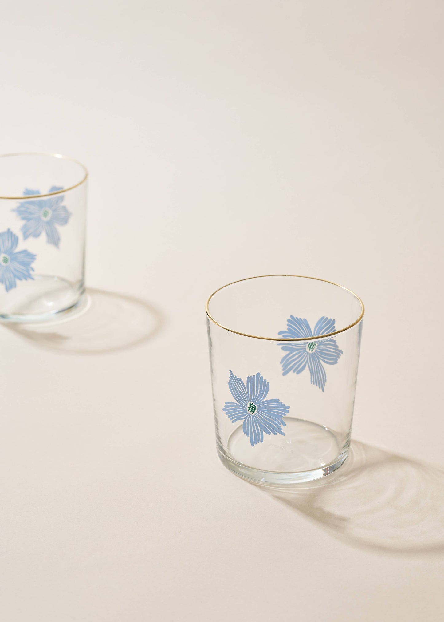 Blue Flower 12.5 oz Glass Tumbler