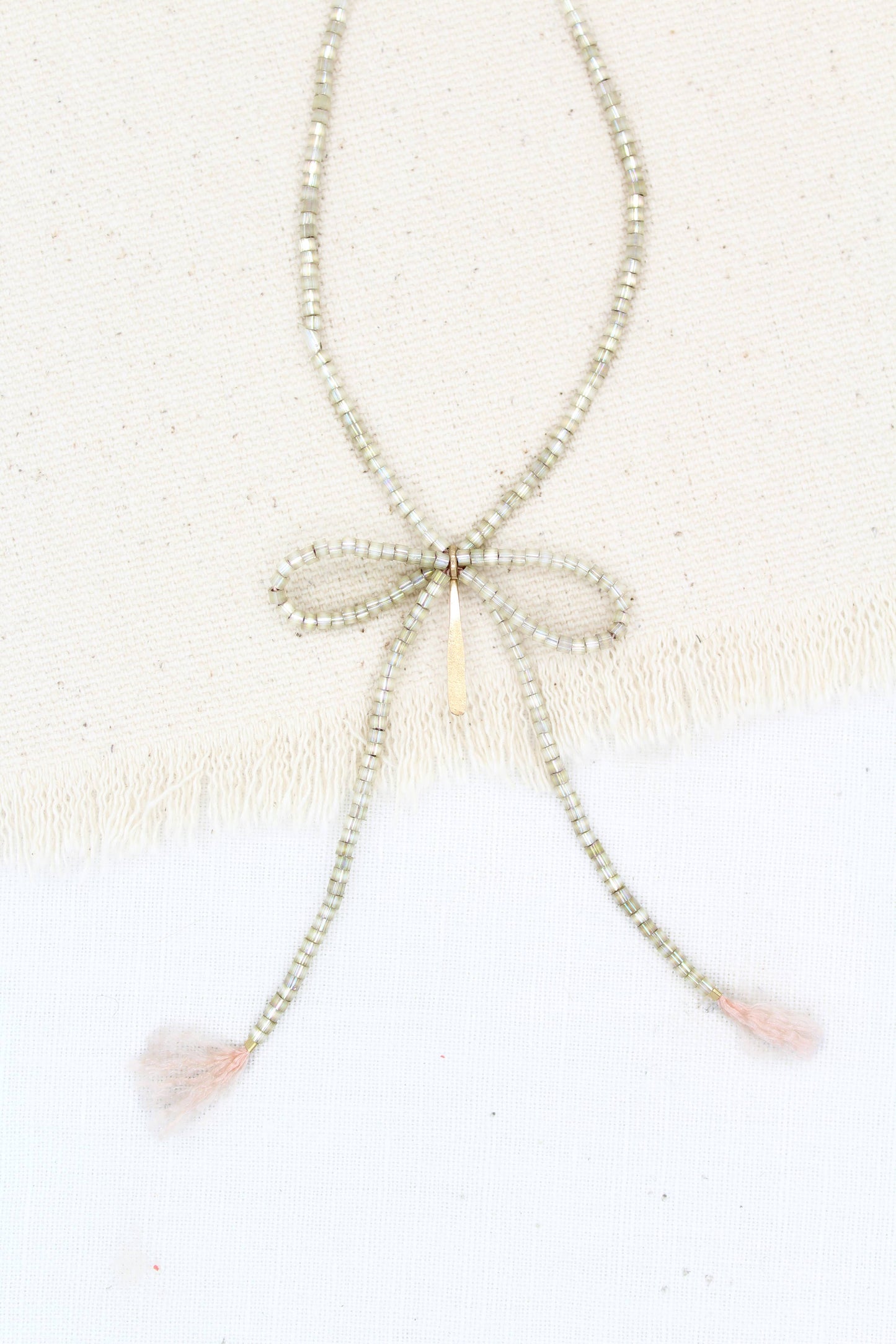 Forget Me Not Necklace: Oyster