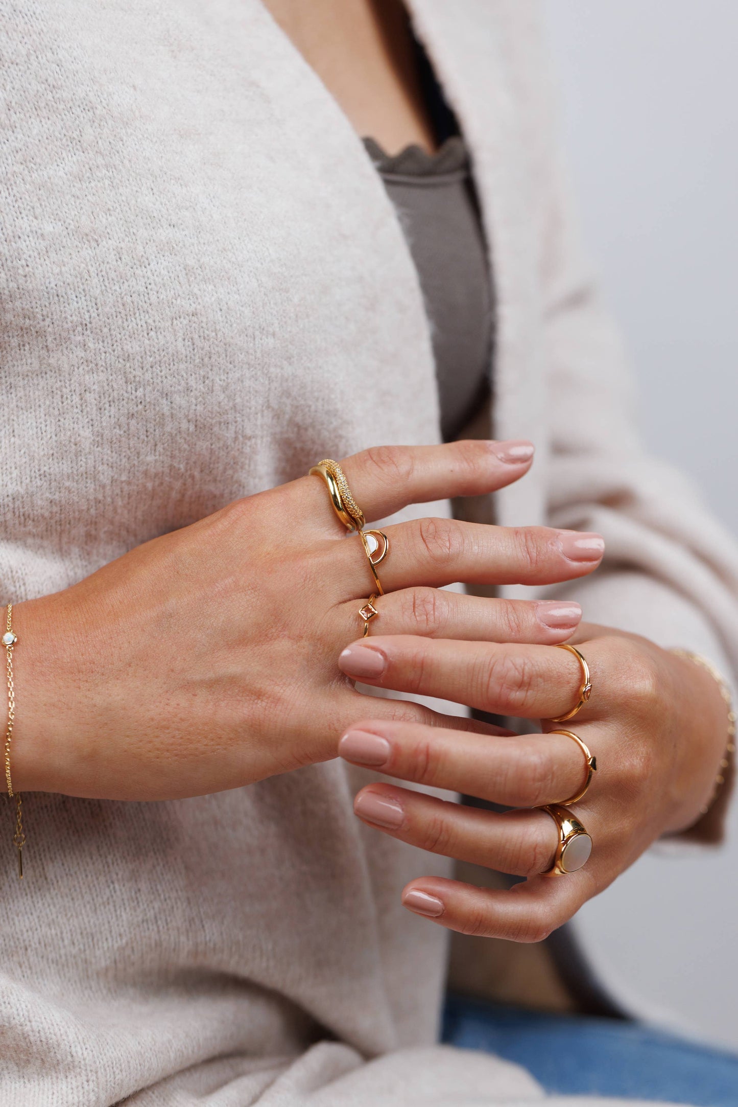 Gold Ring - Diamond Stud Champagne: 6