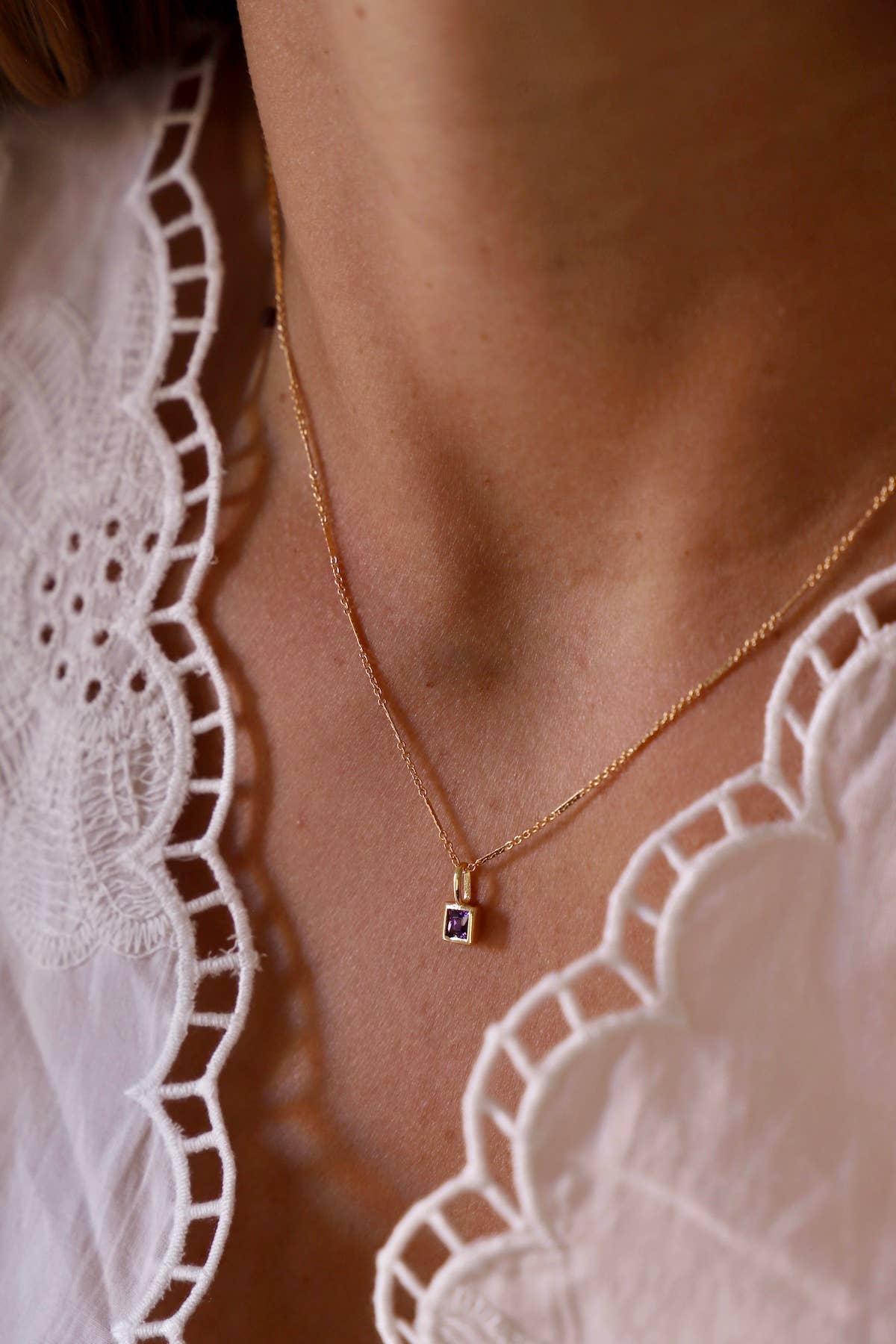AMETHYST SQUARE BEZEL NECKLACE | Yellow Gold