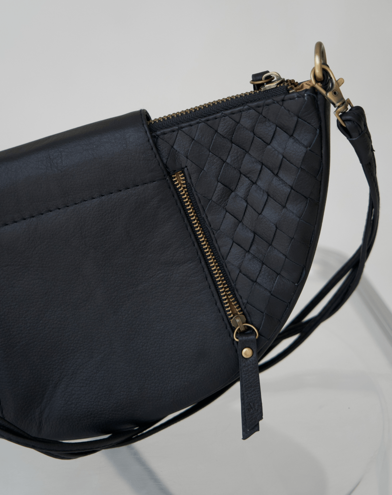 Naomi Woven | Black