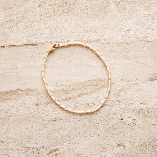 Grace Bracelet: Peach Luster / 6"