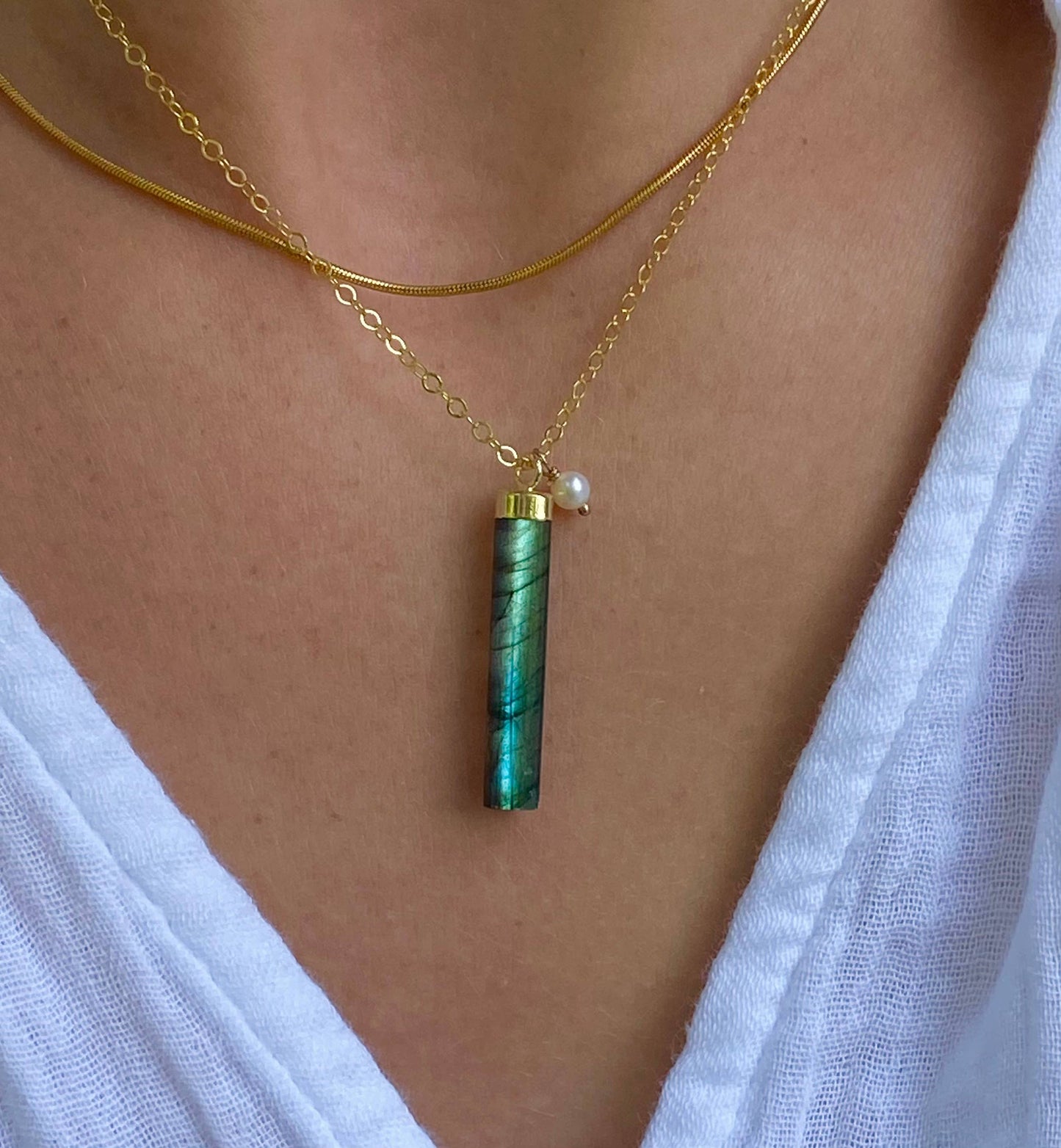 Modern Labradorite barrel necklace 