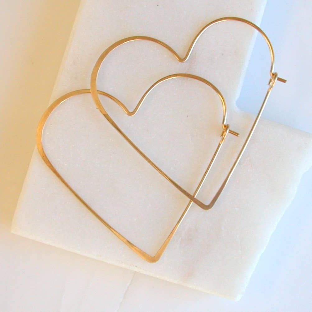 Heart Hoops: Sterling silver / Small