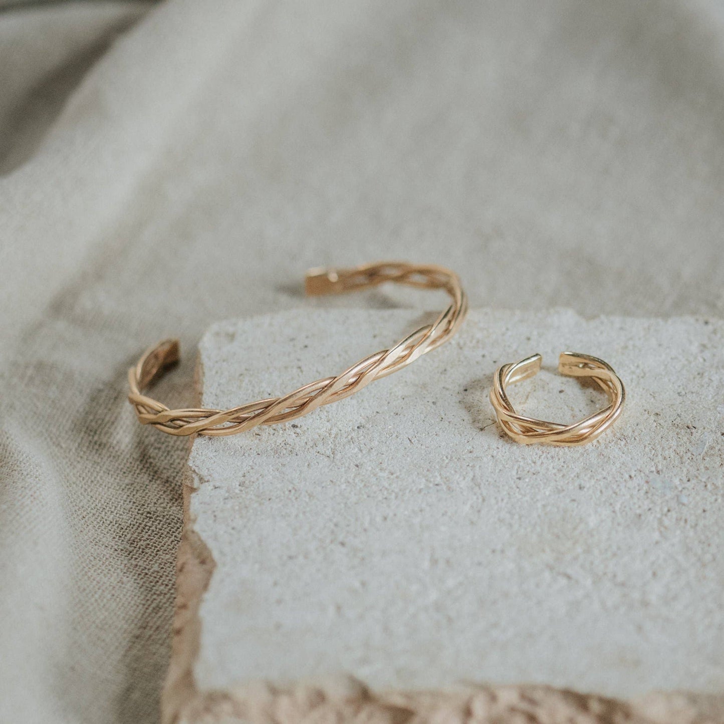 Sinnet Ring // Demi-Fine Gold