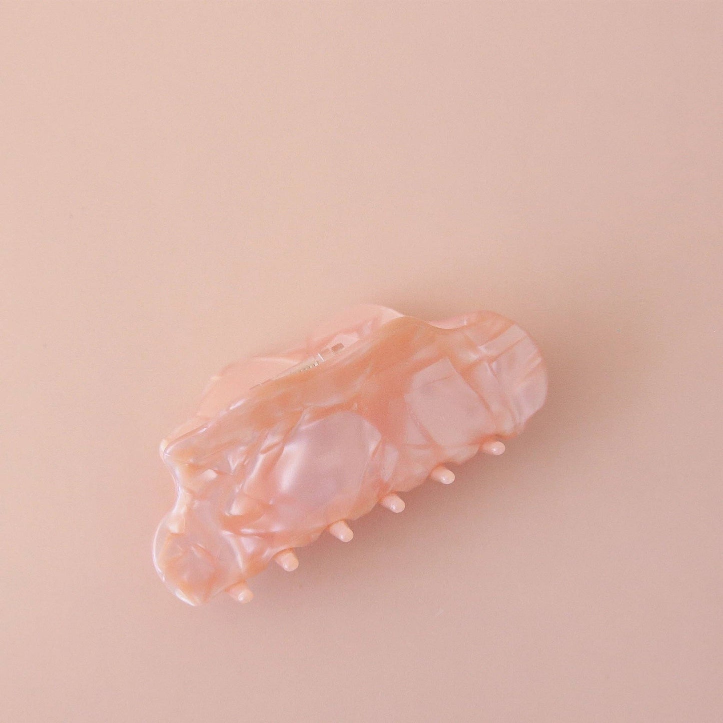 Venus Hair Claw - Salt Pink: Peach Shell