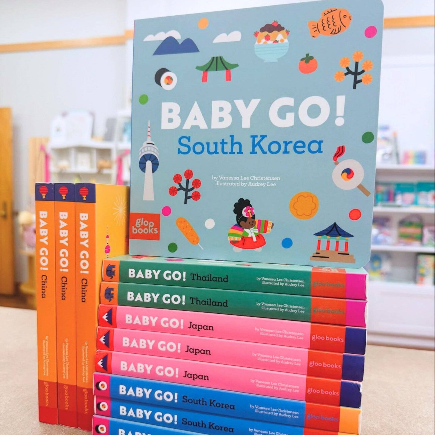 Baby Go! South Korea – Travel Board Book