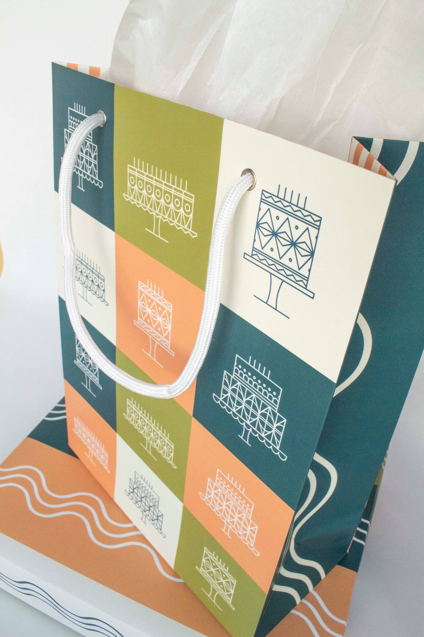 Gift Bag | Groovy Lines Retro Birthday & Everyday
