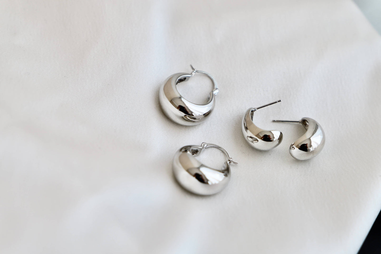 SILVER BONNIE CHUNKY TEARDROP STUDS
