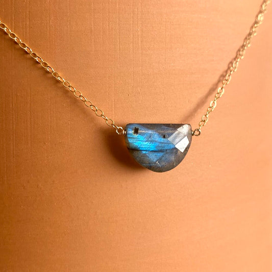 Half Moon | Labradorite
