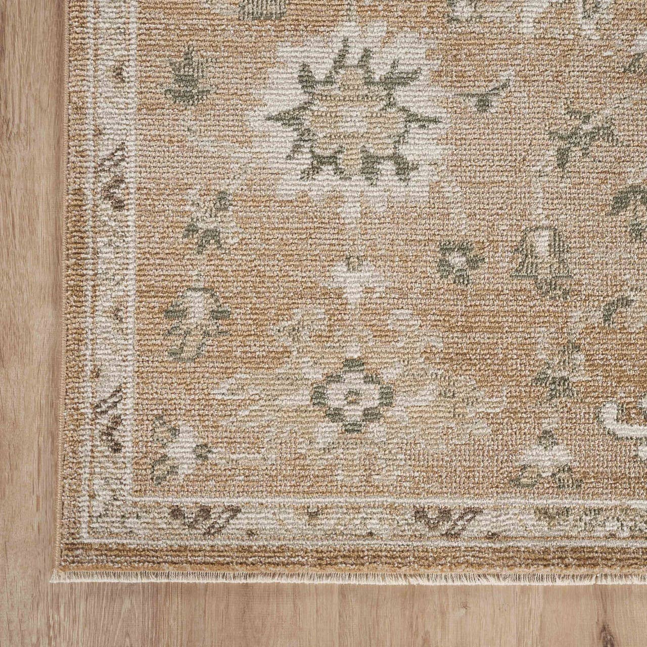 Evelyn Traditional Vintage Terracotta Rust Ivory Rug: 5'3" x 7'9"