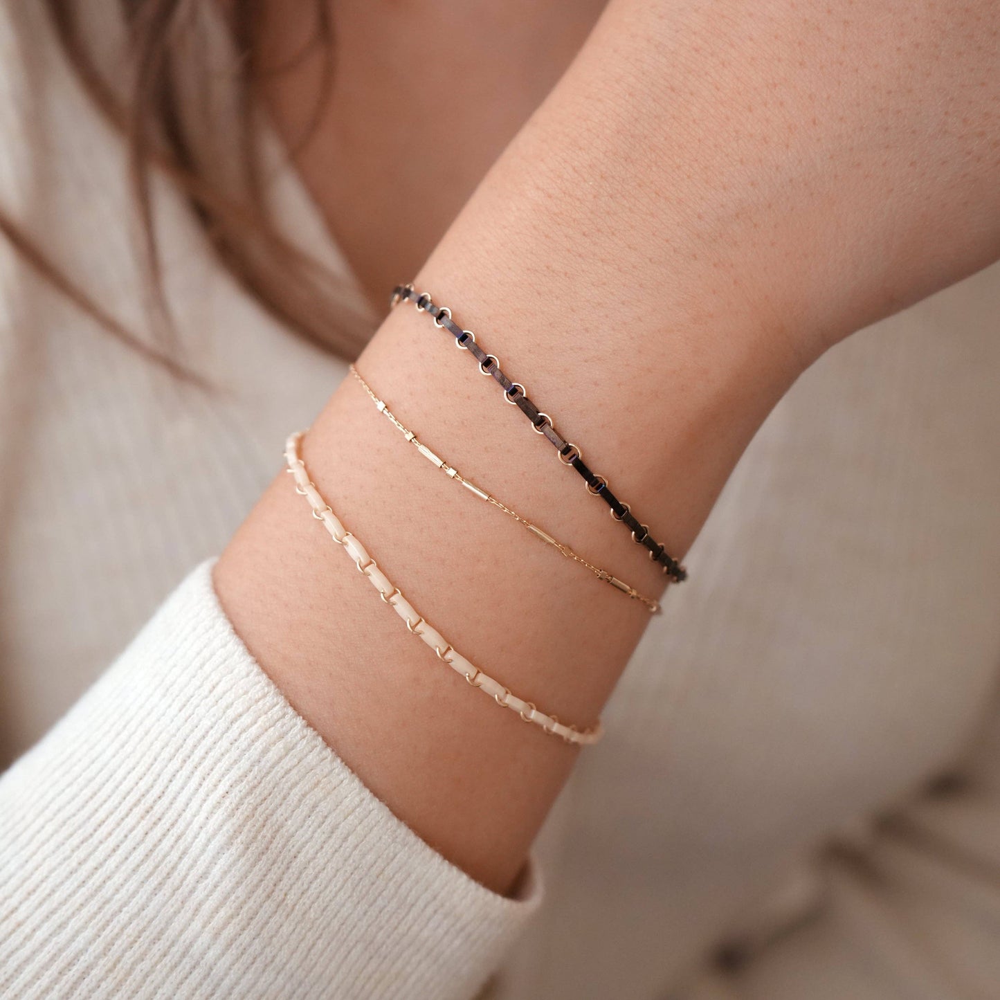 Grace Bracelet: Peach Luster / 6"