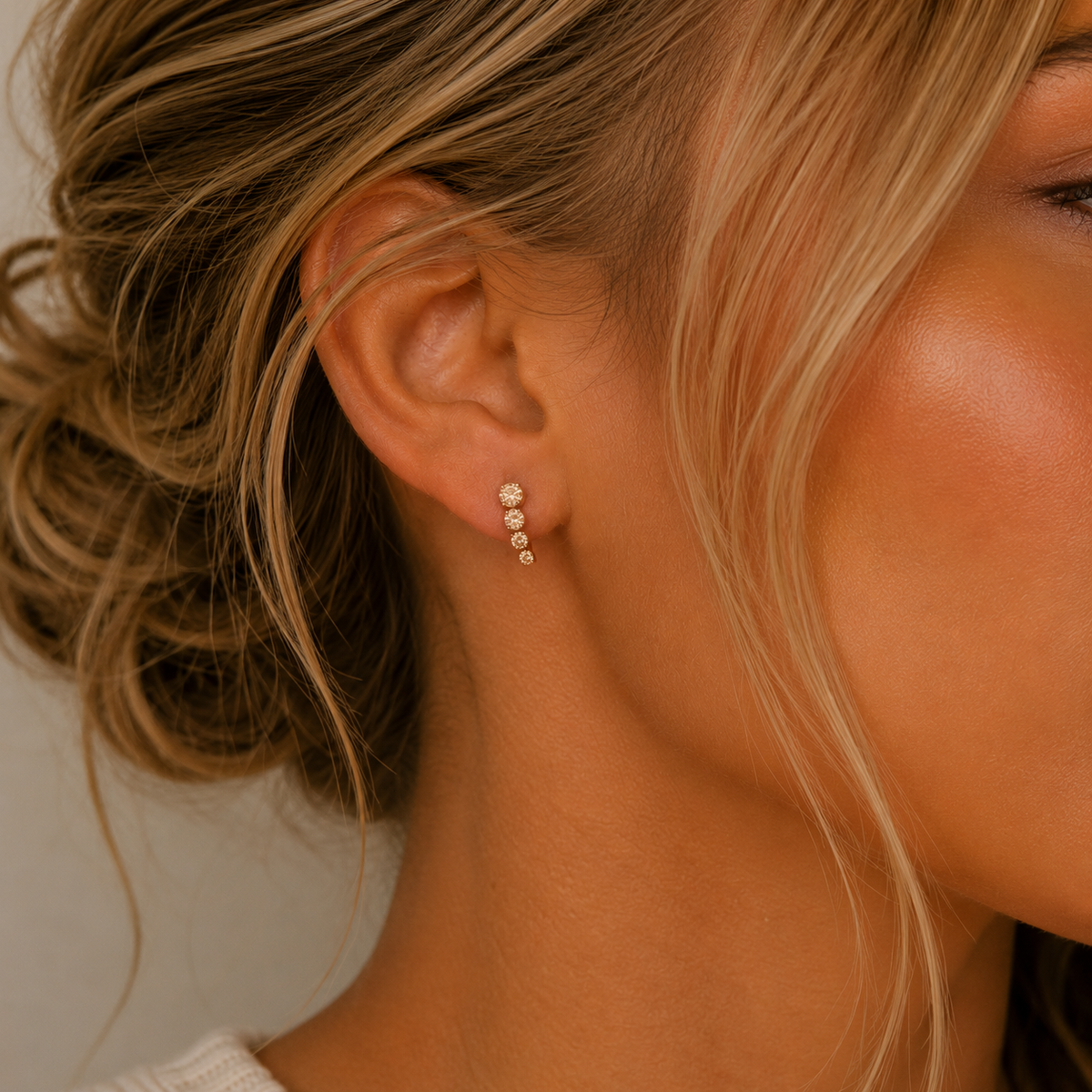 Mini Crawler - Champagne CZ - Gold Earrings