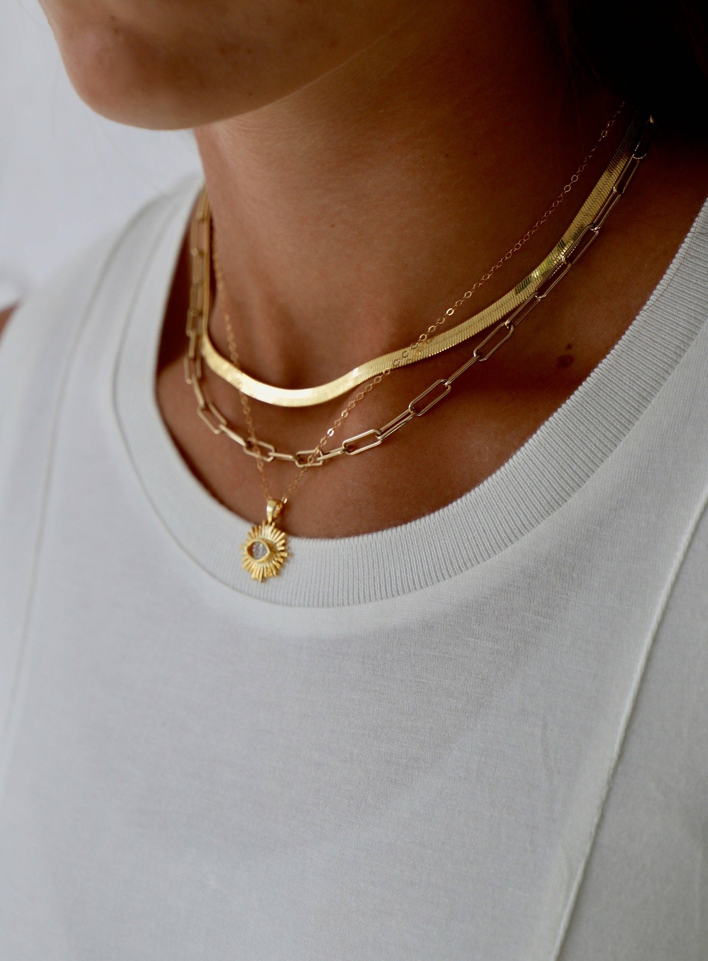 HERRINGBONE CHAIN NECKLACE: GOLD