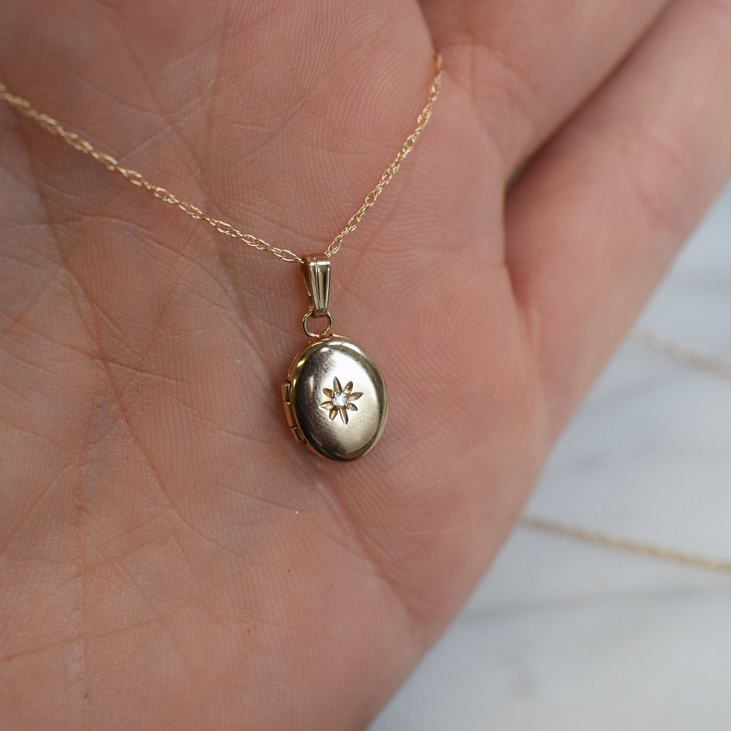 14kt Gold Forever Close To My Heart Diamond Locket