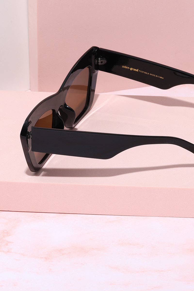 Playa Cat Eye Frame Sunglasses: Bone/Lavender