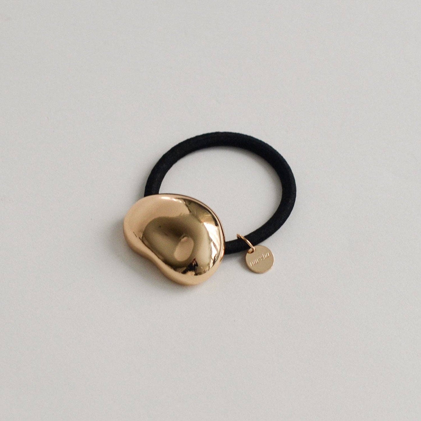 Pebble-Shaped Metal Cuff Hair Tie | Gold