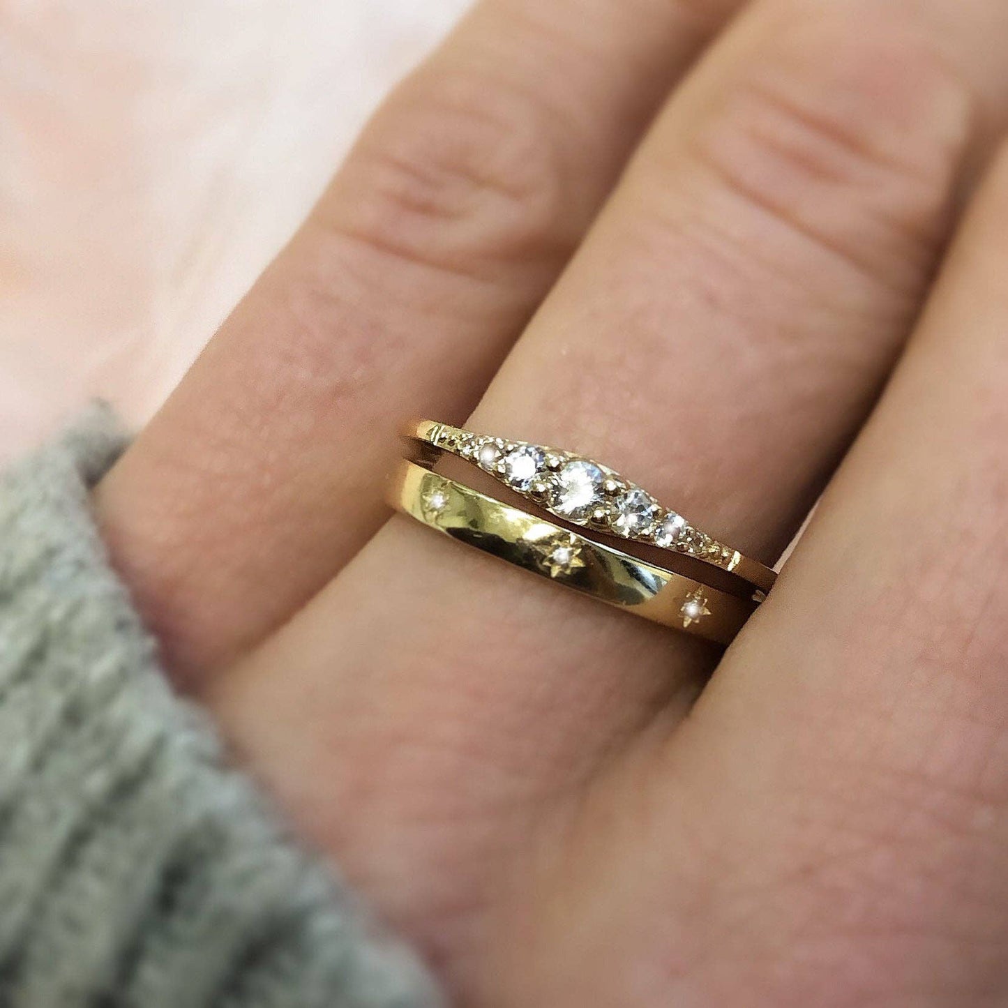 Diamond Stardust Band | Solid Gold | 6