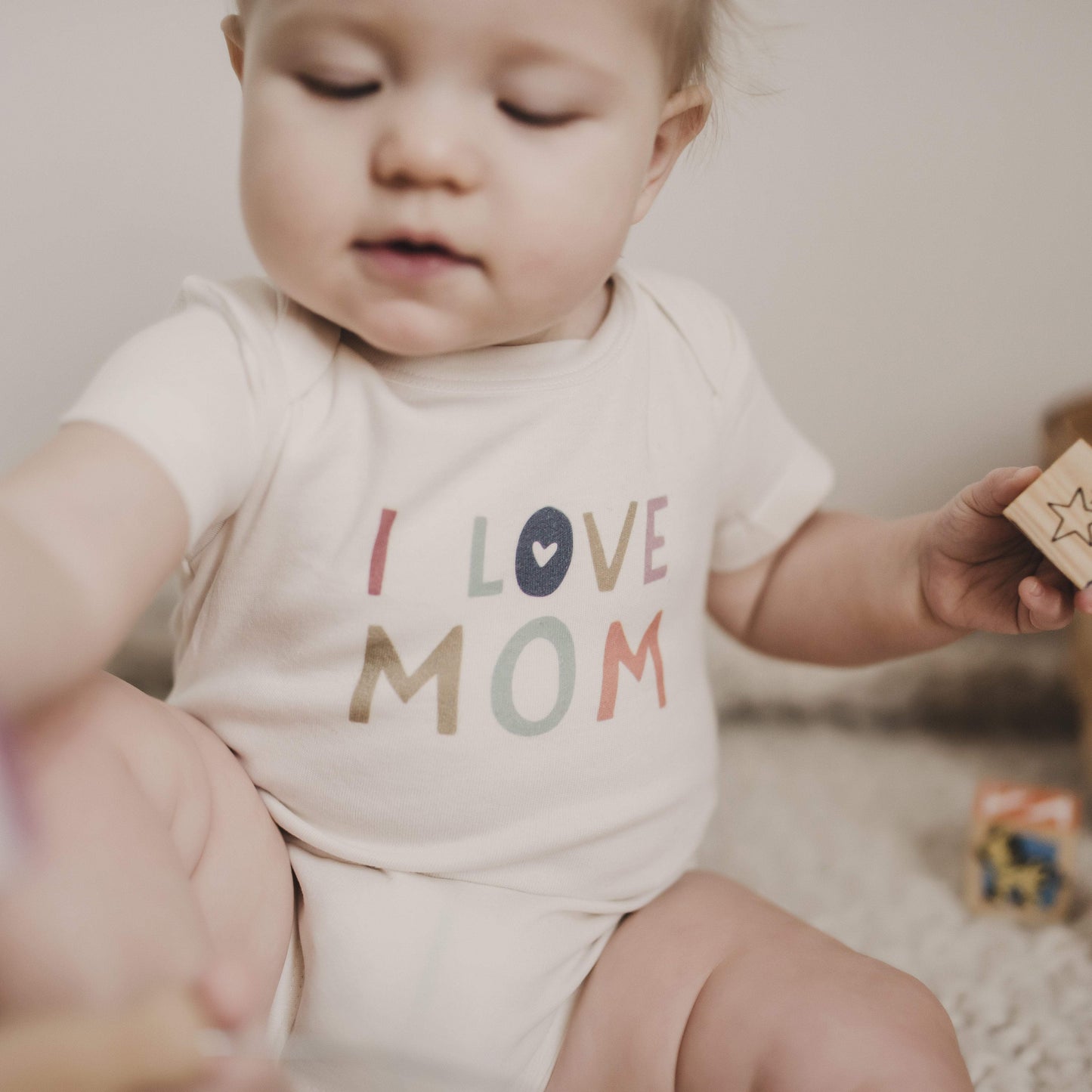 Love Mom Baby Bodysuit | 6-9M