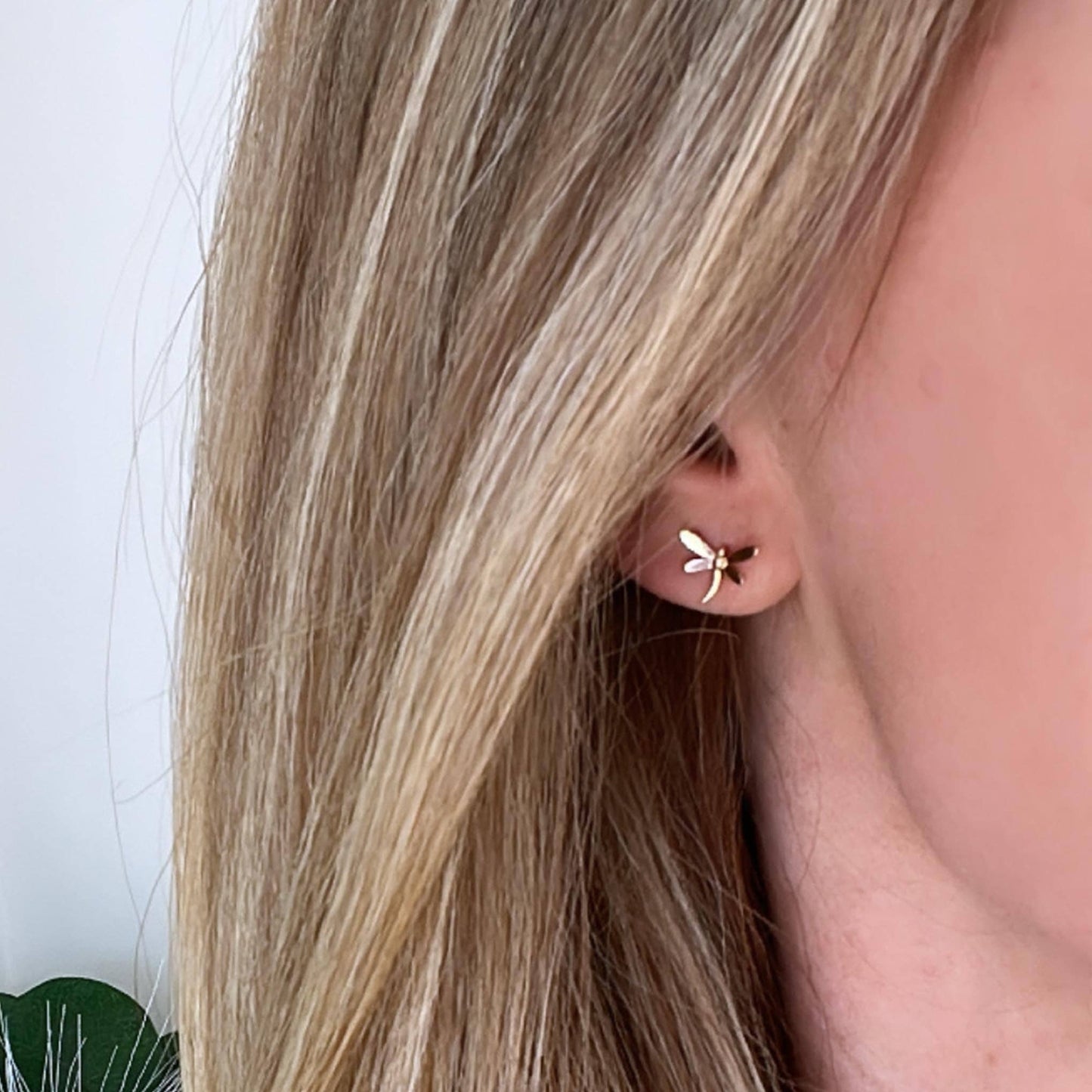 14kt Gold Dragonfly Studs