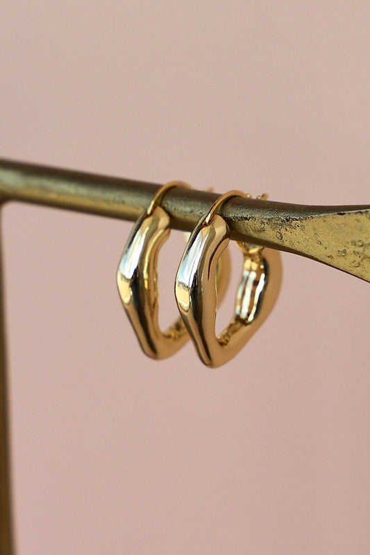 ORGANIC GOLD HOOPS: GOLD