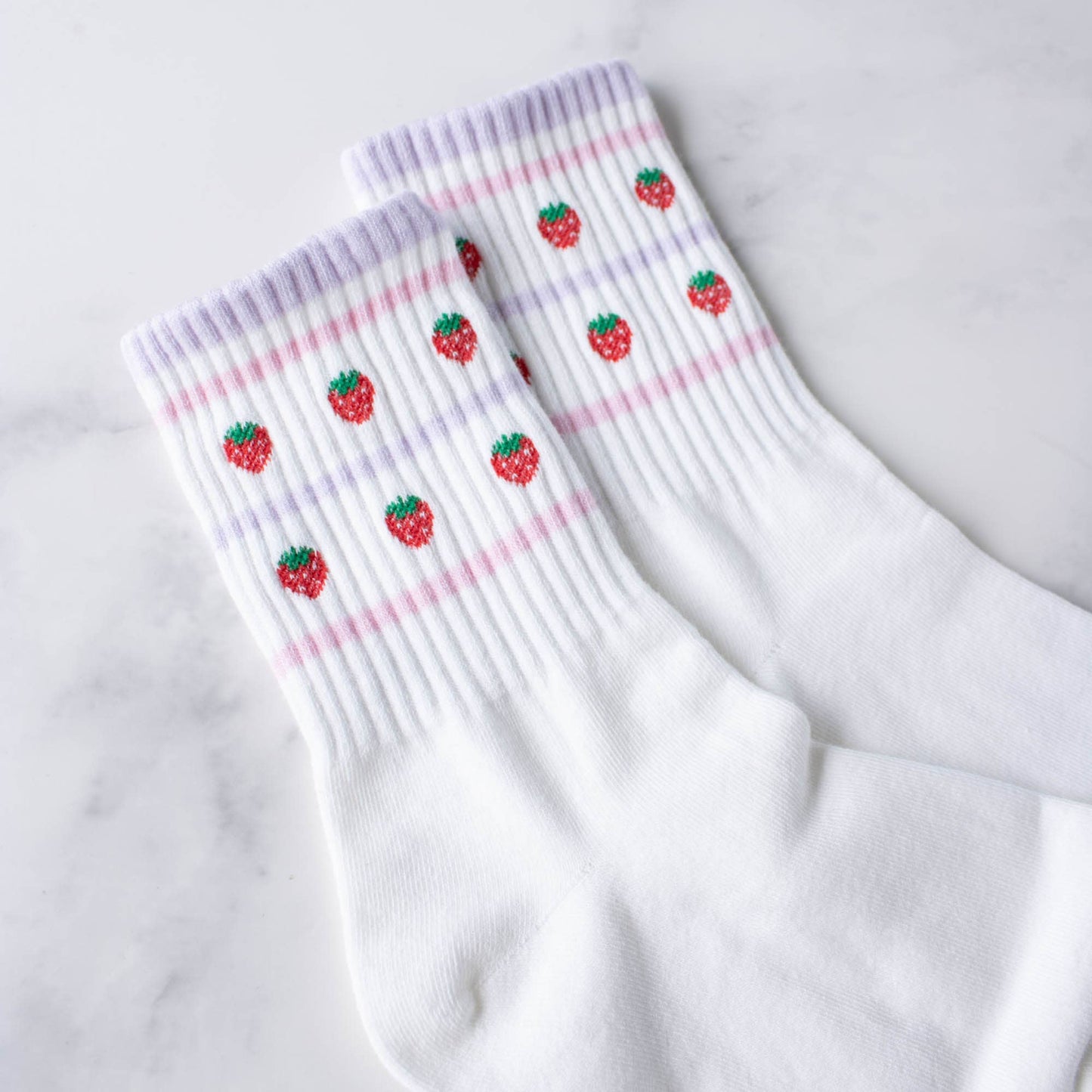 Juicy Fruit Casual Socks | Strawberry