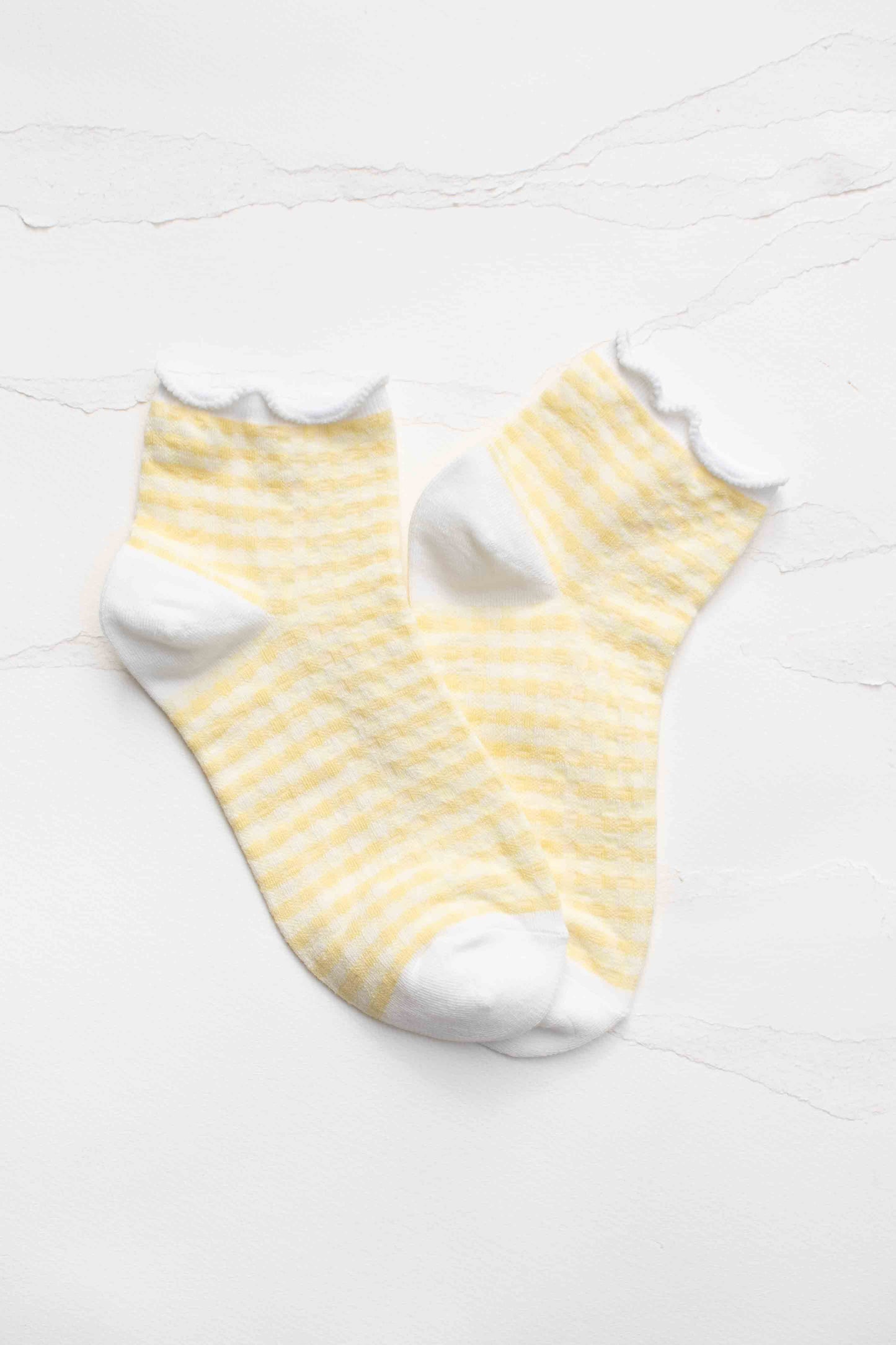 Pastel Gingham Ruffle Ankle Socks: Green