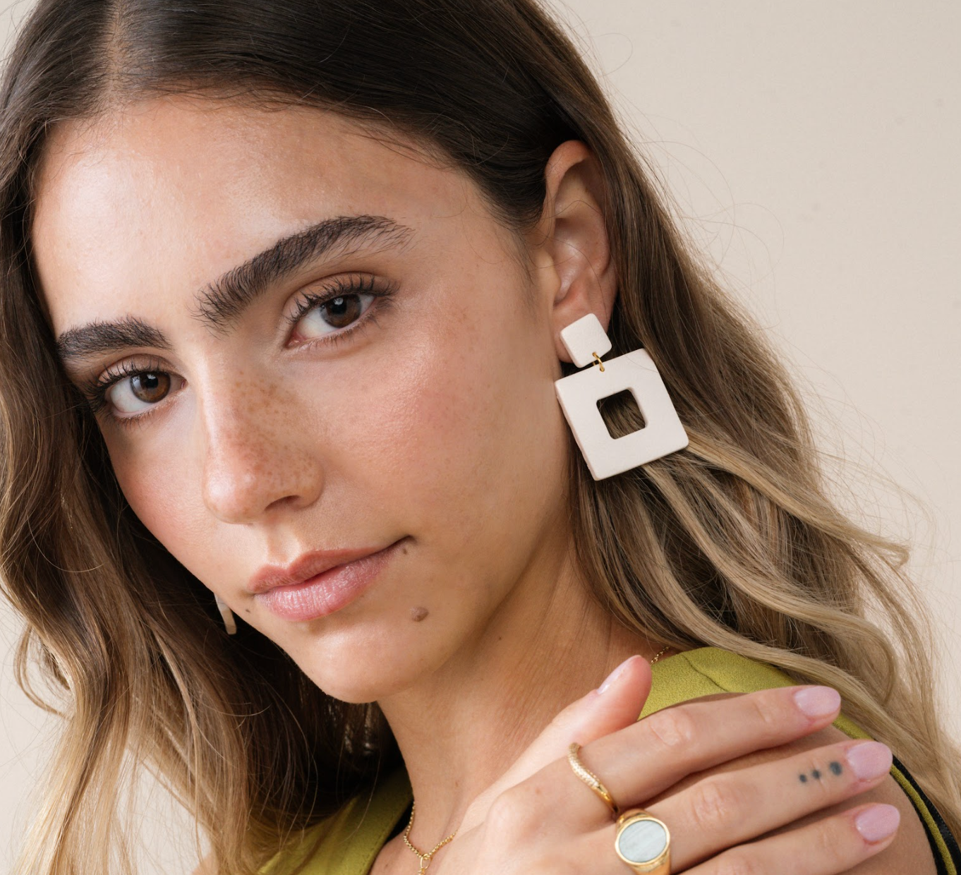 Square Clay Earring - Oat Milk