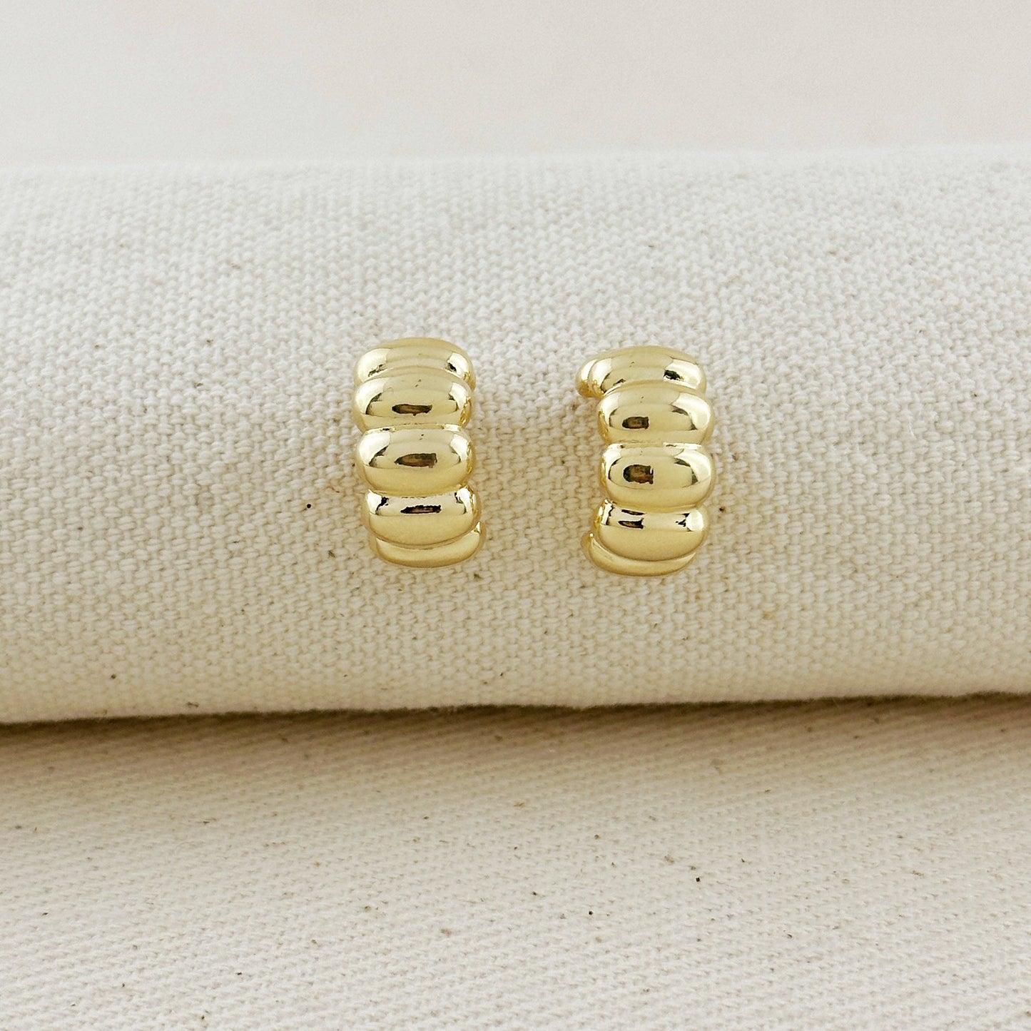 18k Gold Filled Scalloped C-Hoop Earrings
