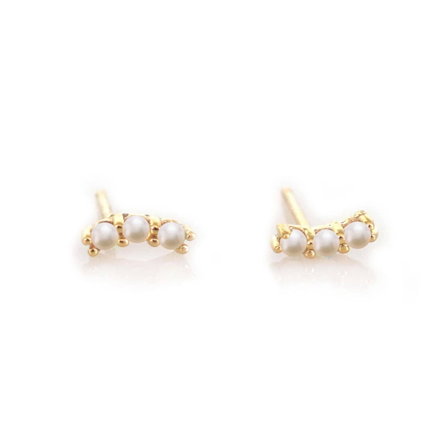 9kt Pearl Curve Studs