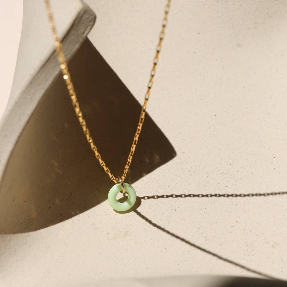 Full Circle Pendant: Sterling Silver / Amazonite / 16"