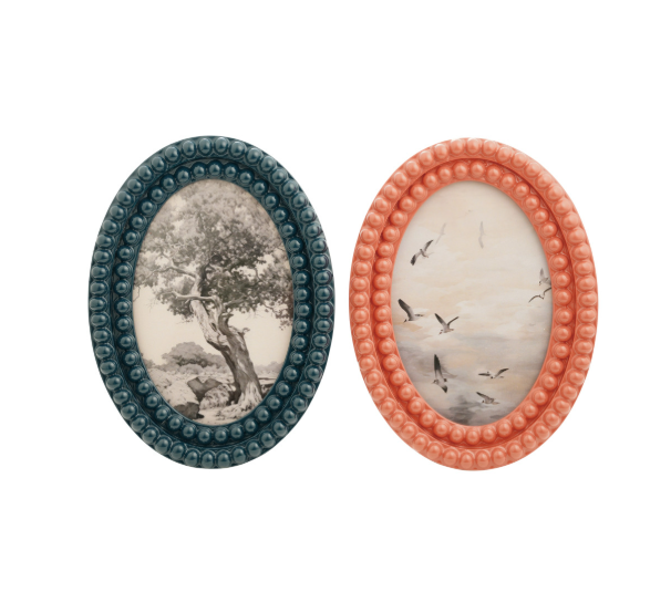 Oval Resin Bobbin Photo Frame