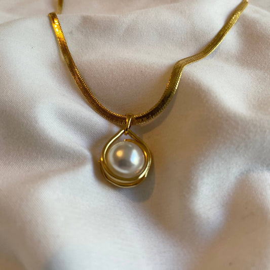 Under The Sea Pearl Necklace