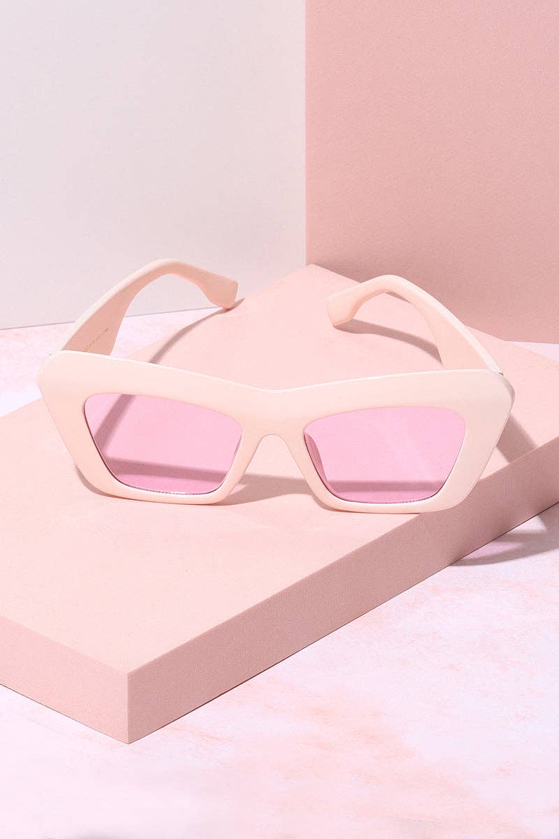 Playa Cat Eye Frame Sunglasses: Bone/Lavender