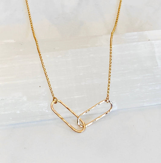 Modern double link necklace