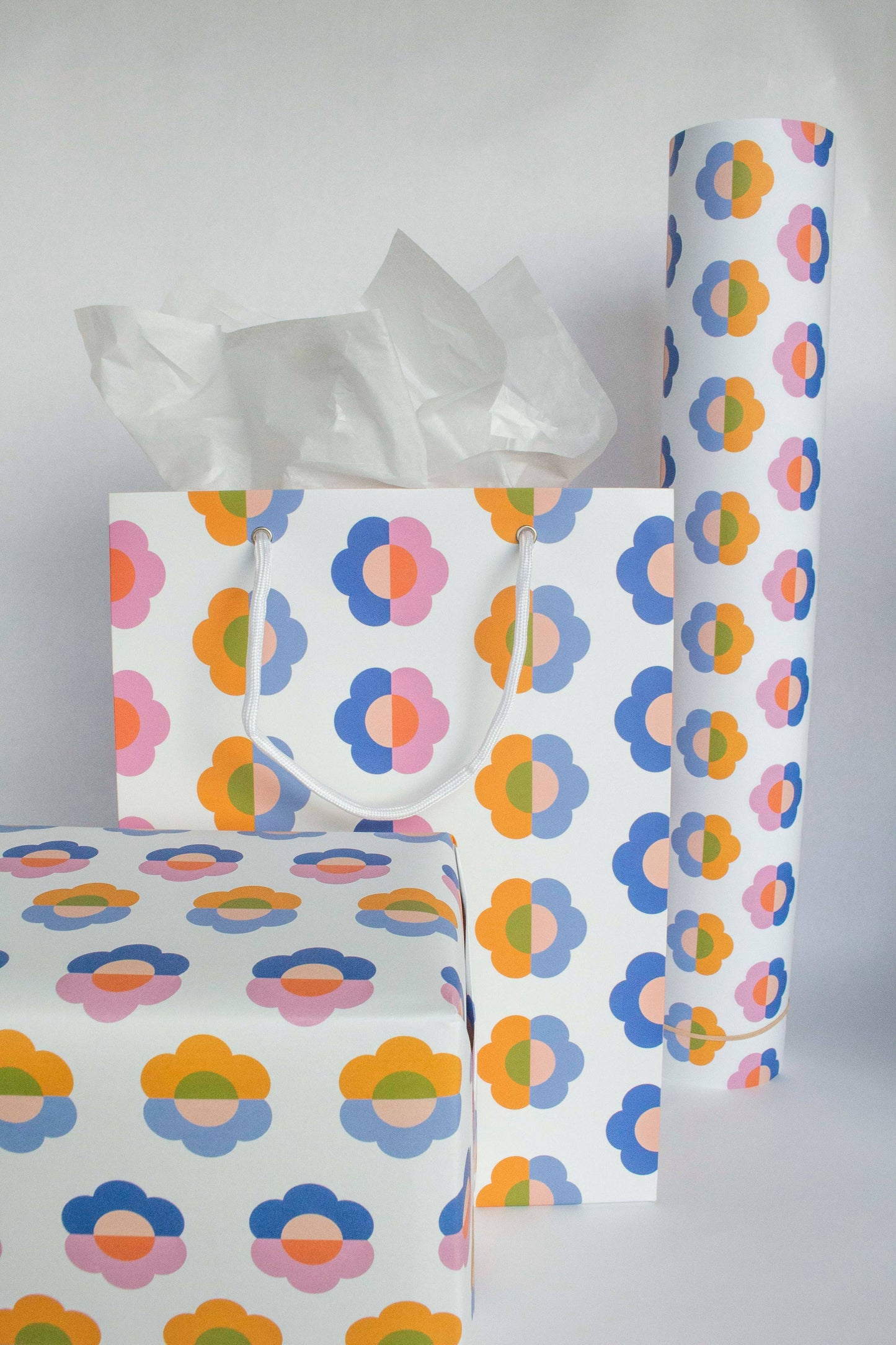 Gift Bag | Pink, Blue Daisy Flowers Birthday & Everyday Gift