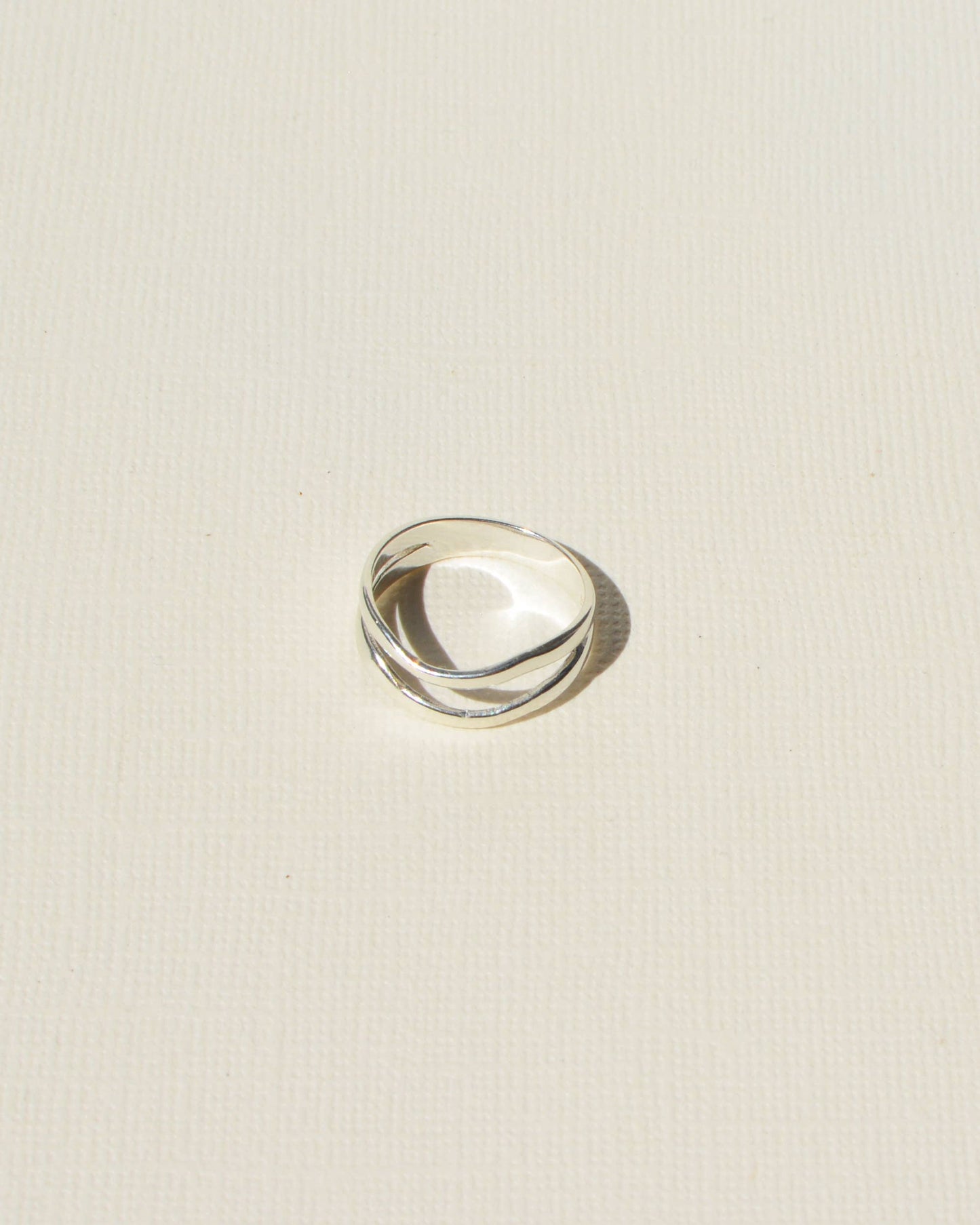 Wavy Ring: 7