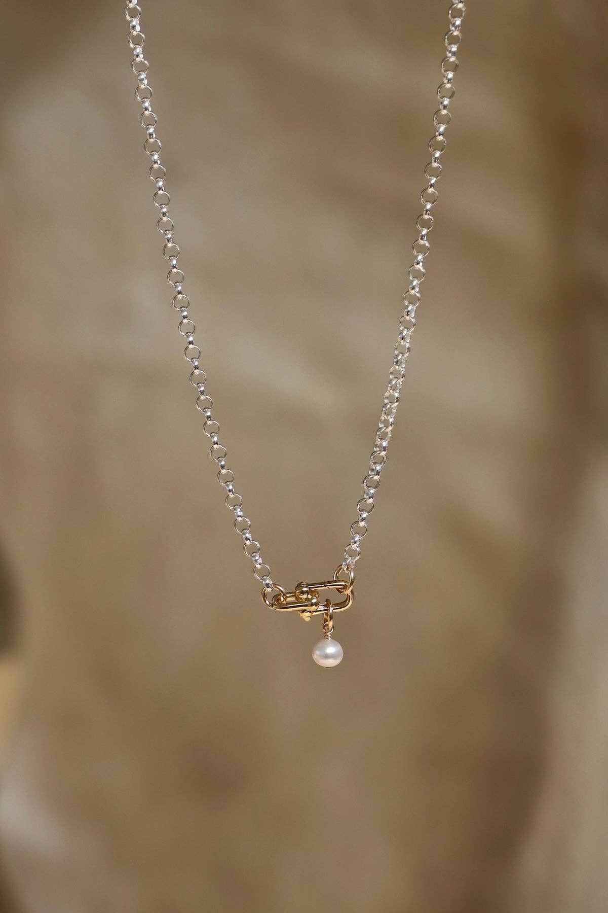 Sora Link Chain and Pearl