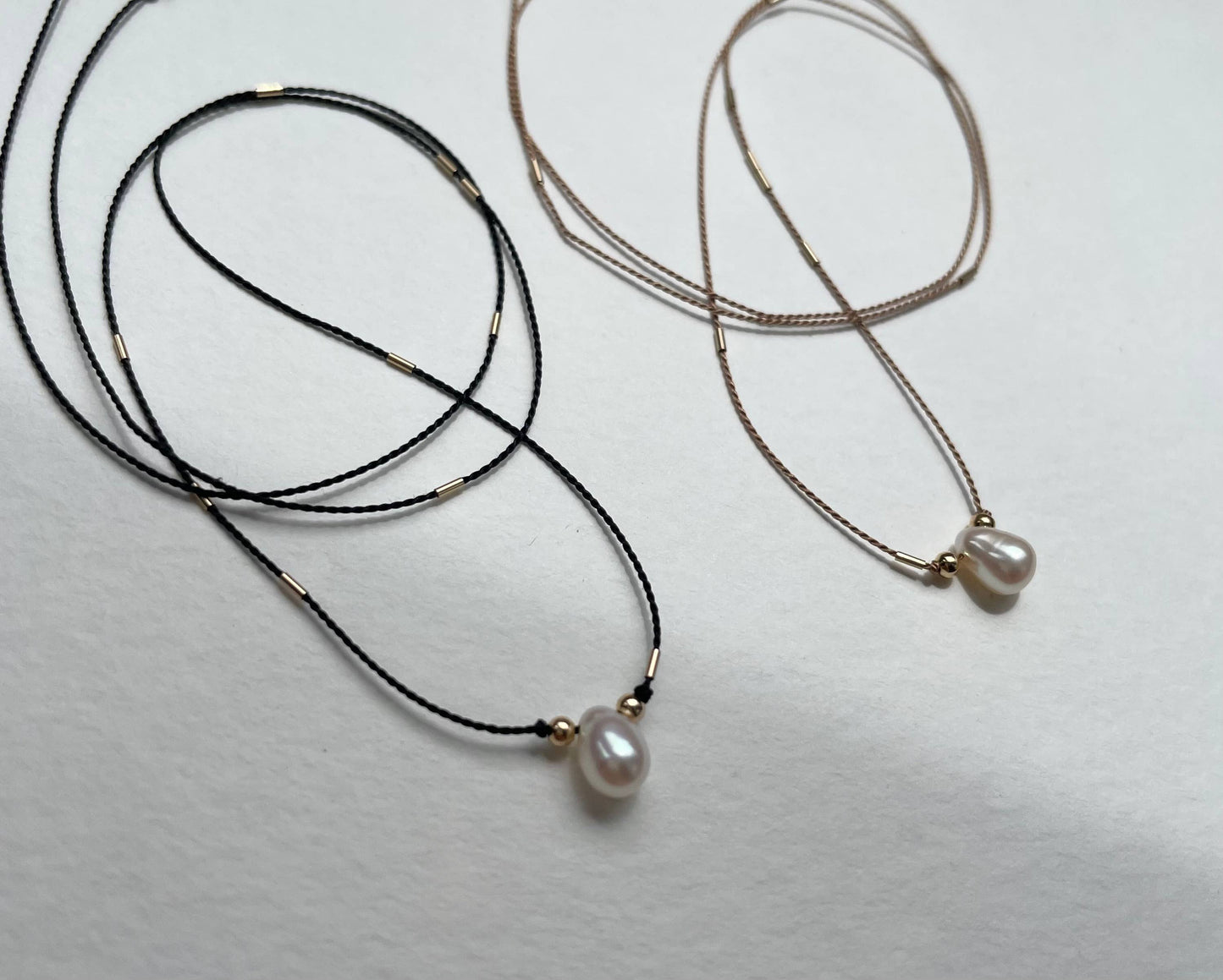 Droplet silk necklace | Beige / 16"