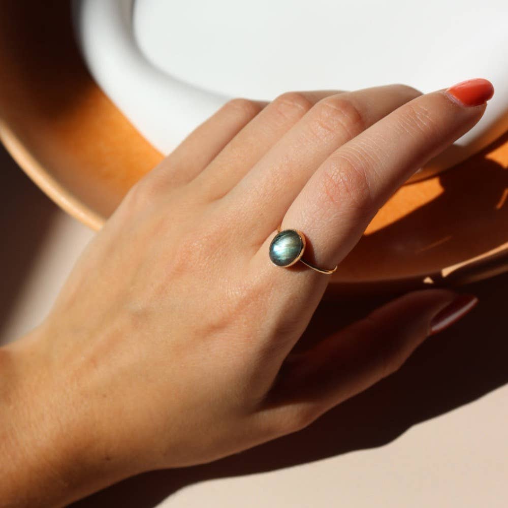 Labradorite Gemstone Ring: 14k Gold Fill / 7