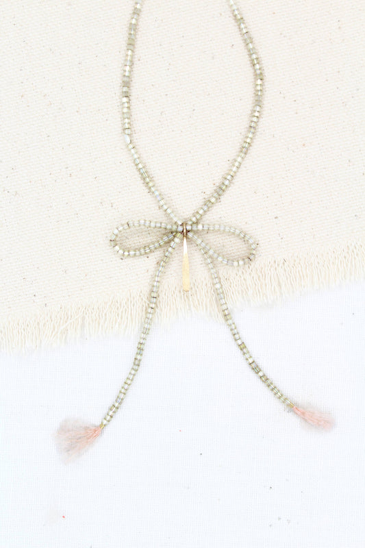Forget Me Not Necklace: Oyster