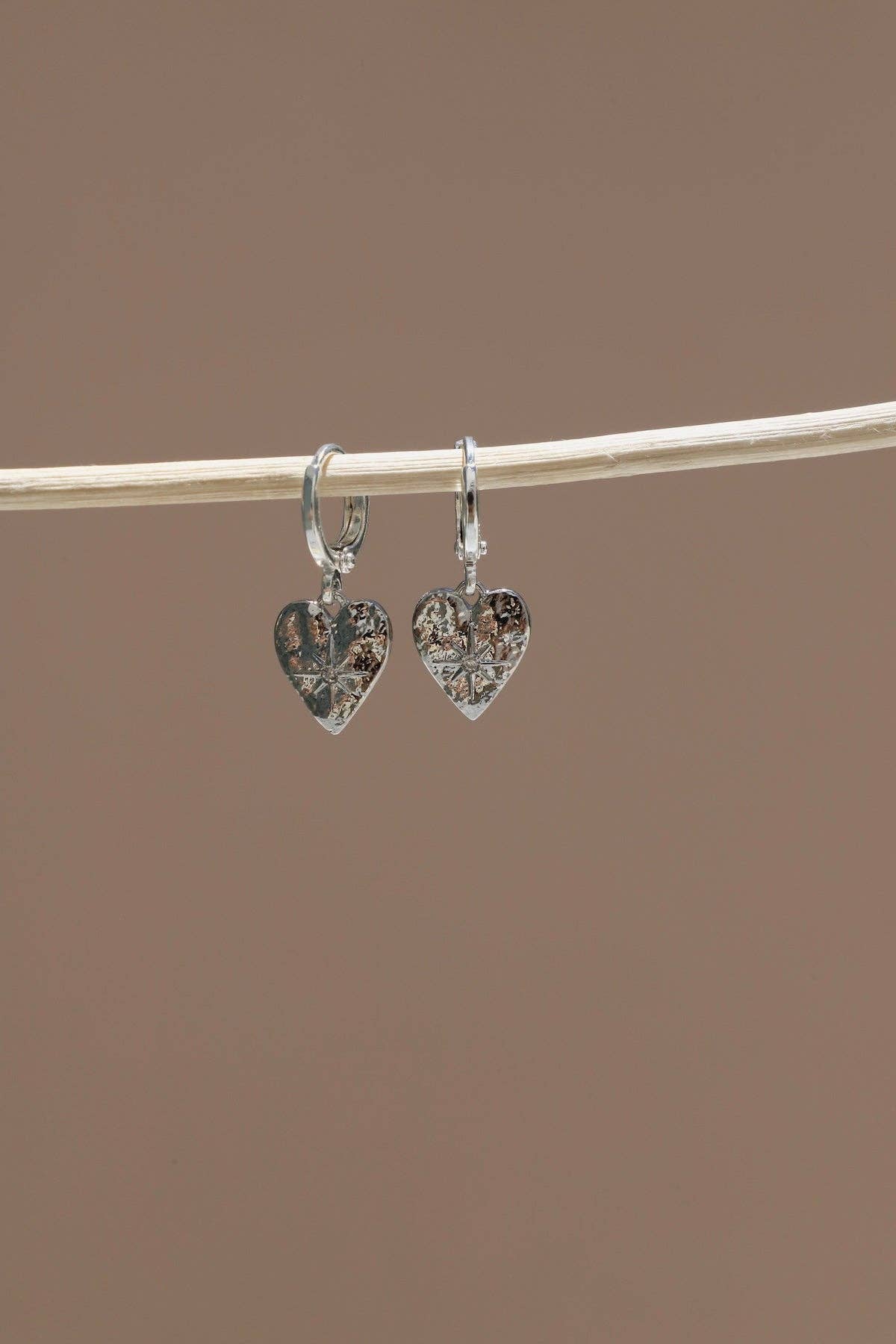 STARBURST HEART HUGGIES- silver